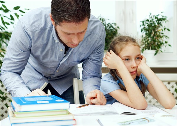 פחות ויכוחים – כך תגרמו לילד להכין שיעורי בית